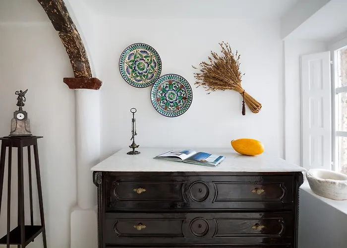 Thea Имеровигли